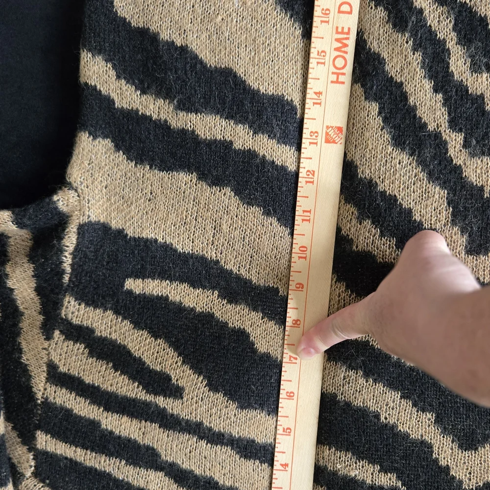American Eagle Outfitters Zebra Pattern Sweater - Black and Brown